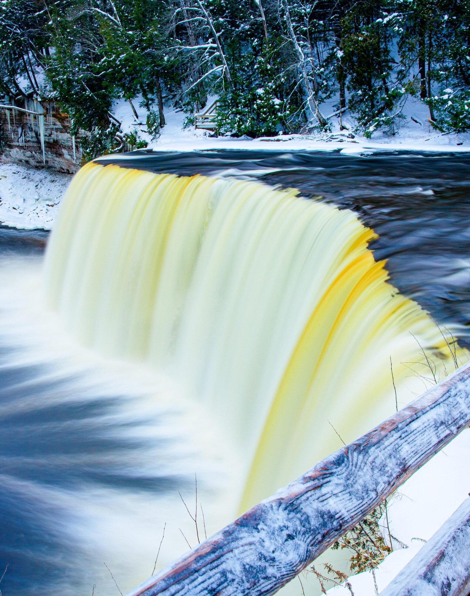 Tahquamenon Falls State Park